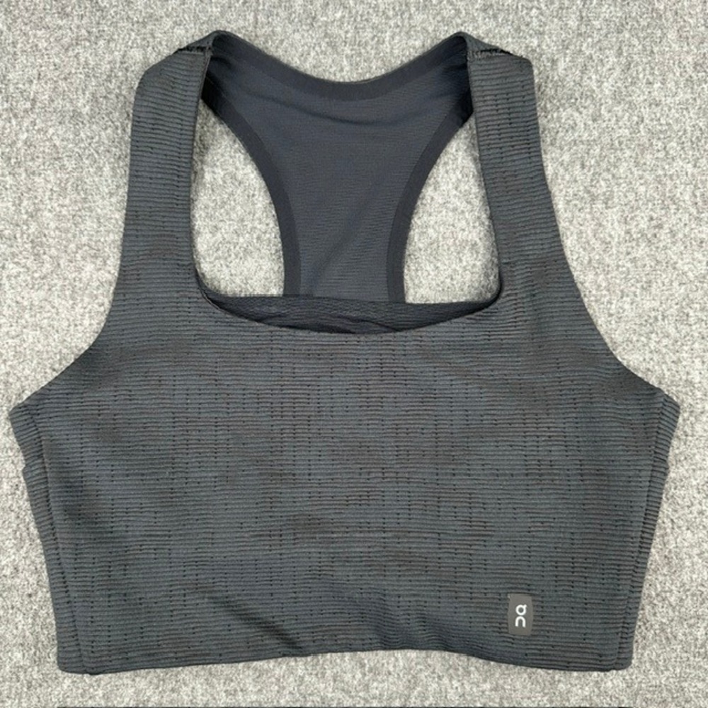On Cloud Running Performance Bra Womens Black Textured Racerback Sports Bra
